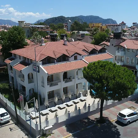 Otel Arya Apart