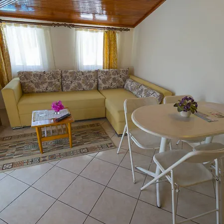 Arya Apart Otel İçmeler