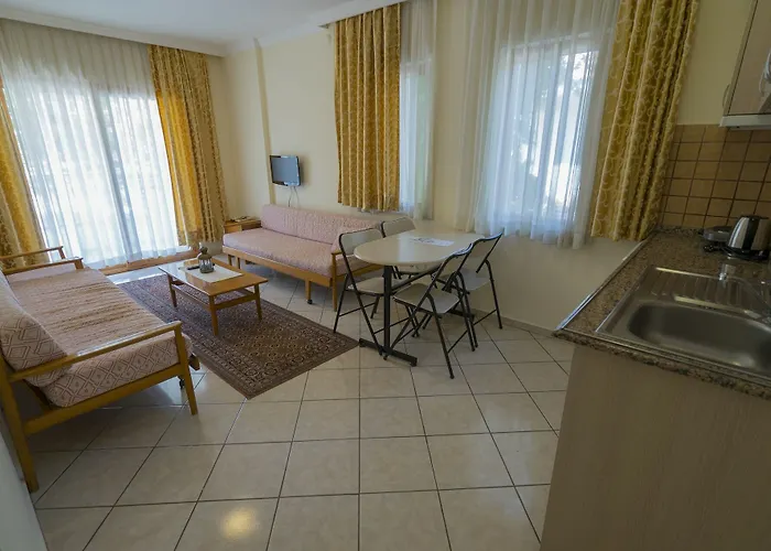 Hotel Arya Apart İçmeler