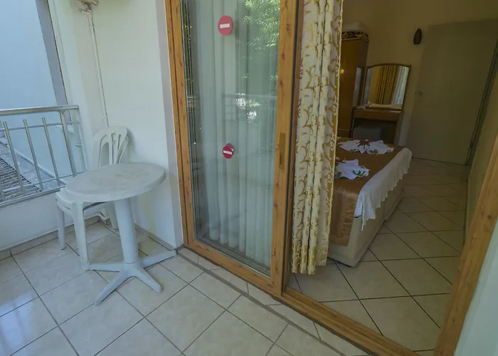 Arya Apart Hotel İçmeler