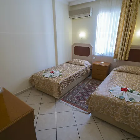 Hotel Arya Apart *